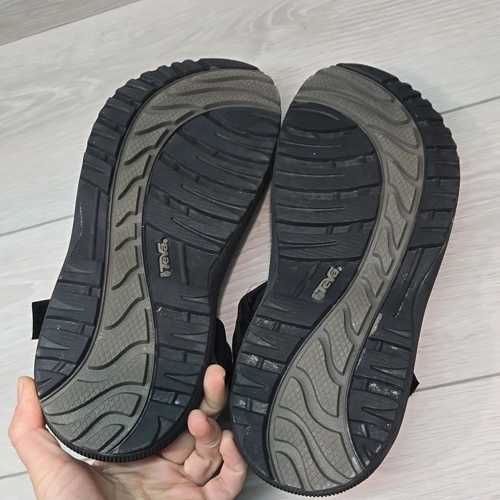 Teva Mens 6584 Hook&Loop Black Strappy Sandals Shoes Outdoor Sz 8